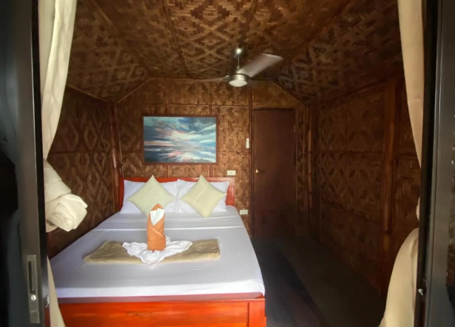 Rezort Hotel Jush Natives And Glamping Dauis