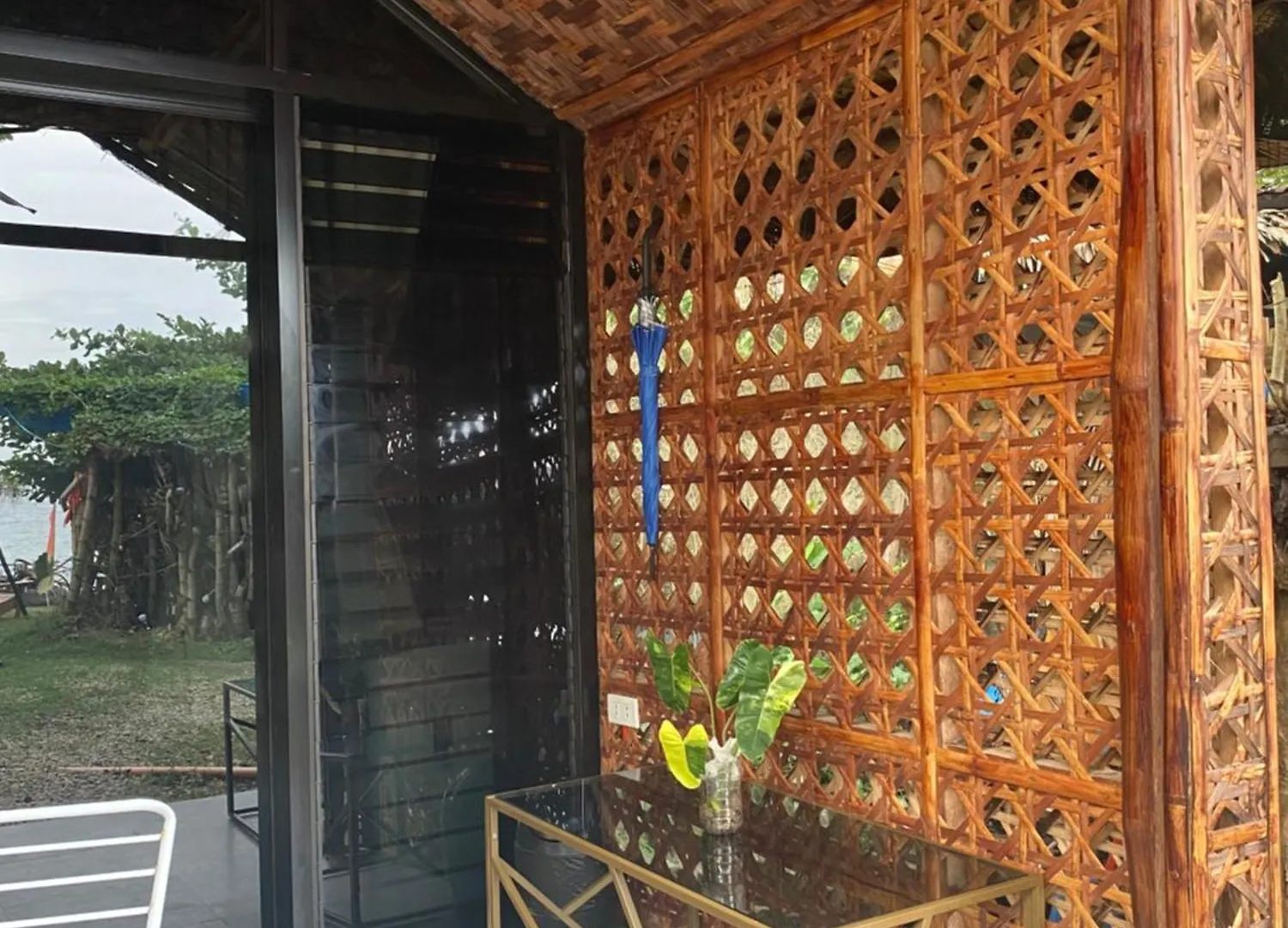 Hotel Jush Natives And Glamping Dauis Filipíny
